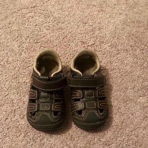 Stride Rite Surprize sandals size 5